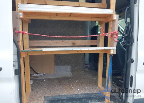 2020 Ford Transit-250 z USA, uszkodzony, nr VIN 1FTBR1C89LKA08712